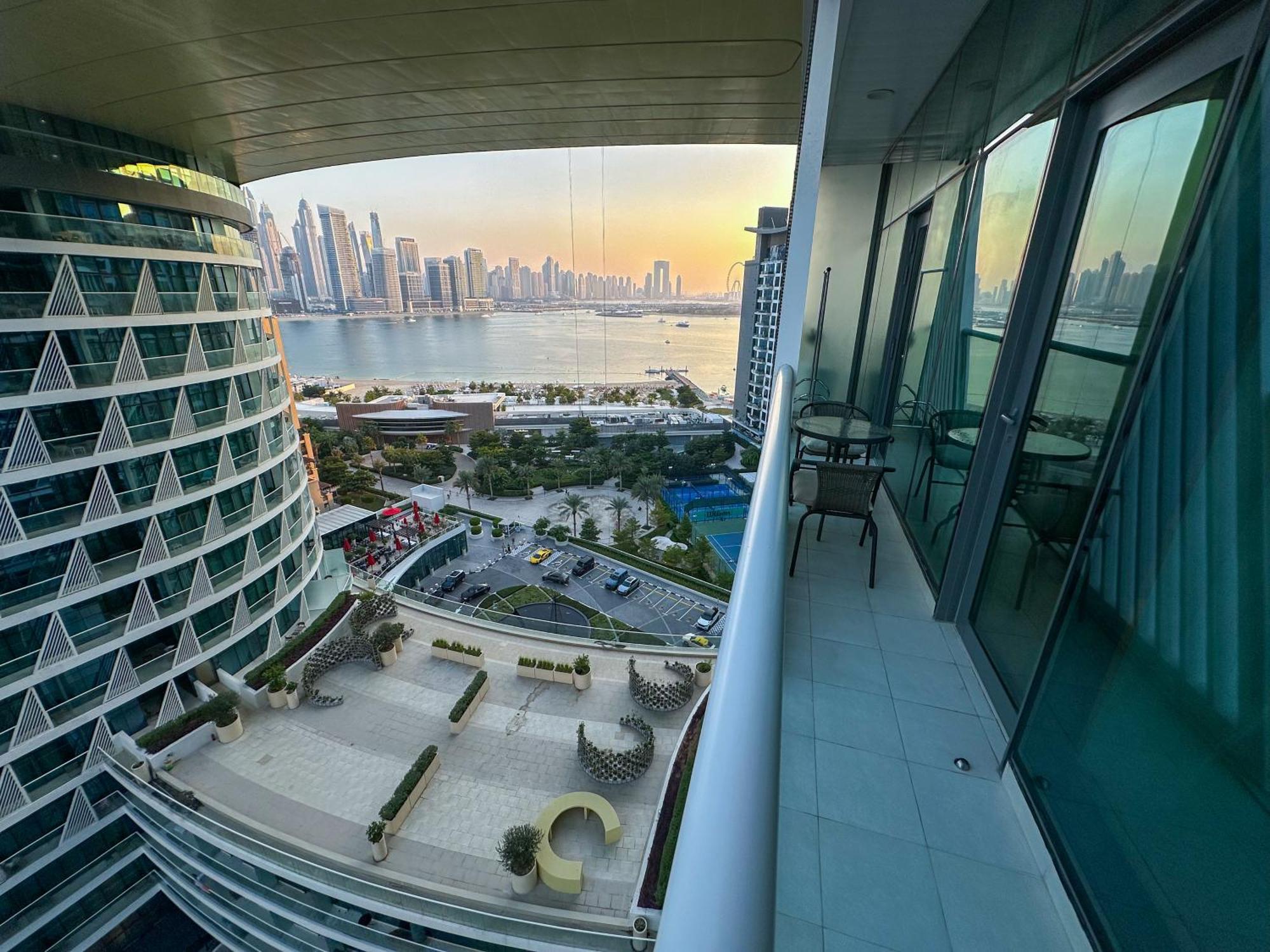 Apartment Beachfront Oasis With Panoramic Views - Seven Palm *