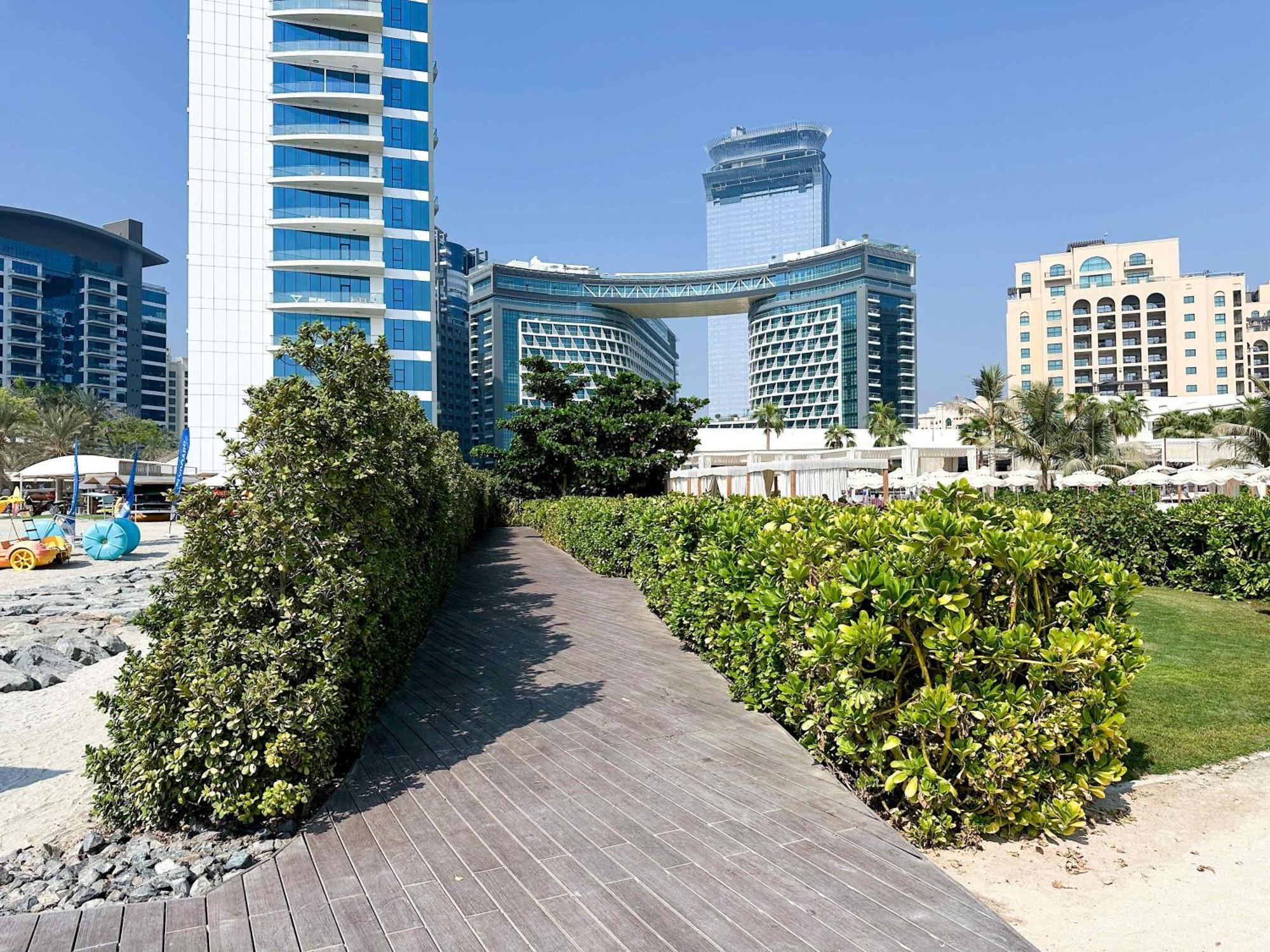 Apartment Beachfront Oasis With Panoramic Views - Seven Palm Dubai
