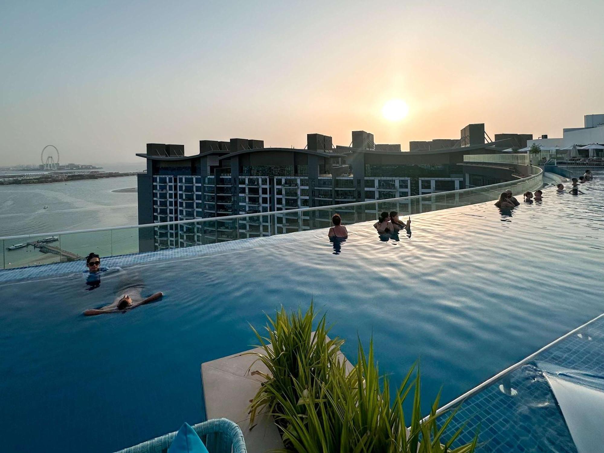 Beachfront Oasis With Panoramic Views - Seven Palm Dubai