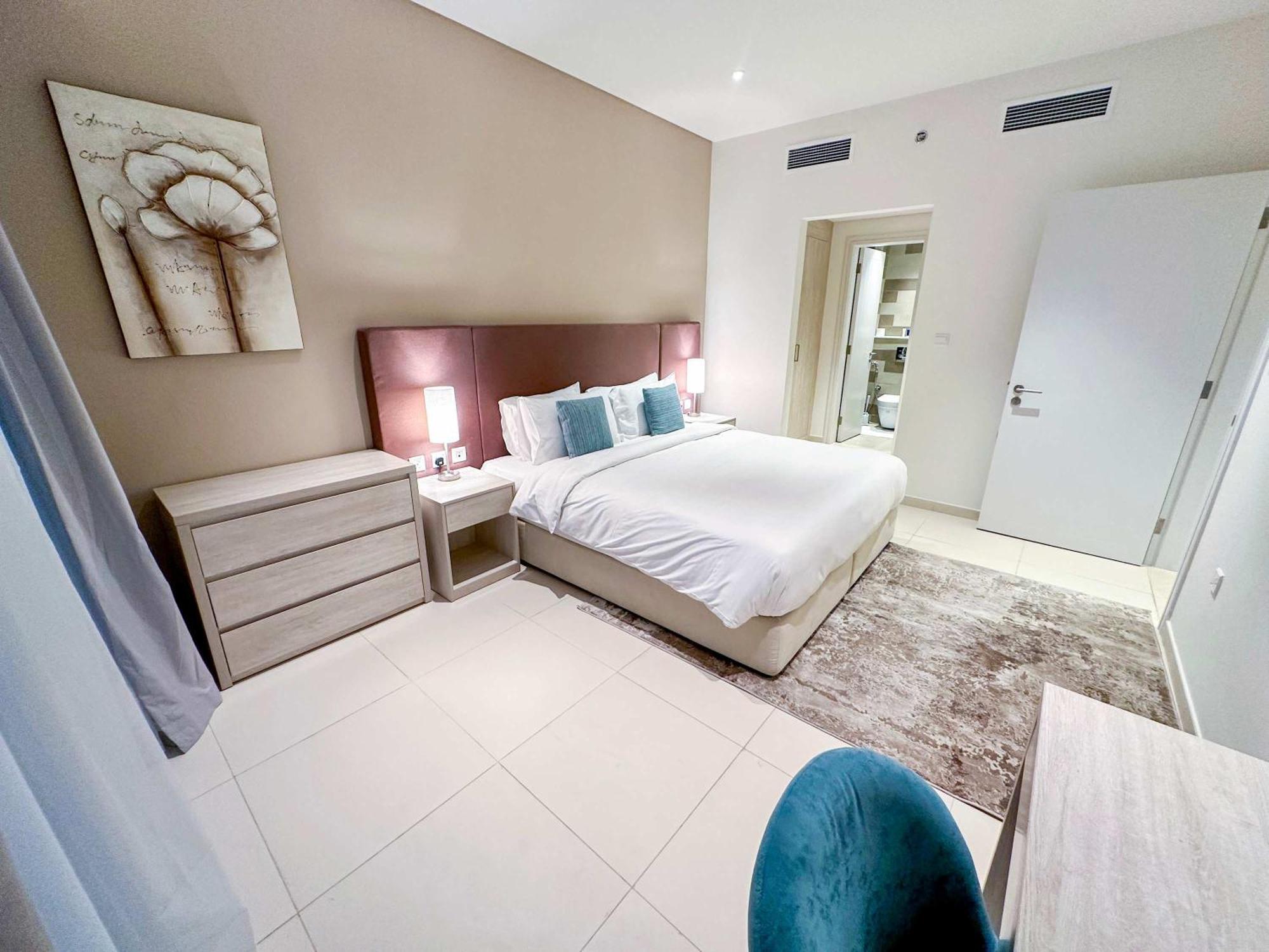 Beachfront Oasis With Panoramic Views - Seven Palm * Dubai
